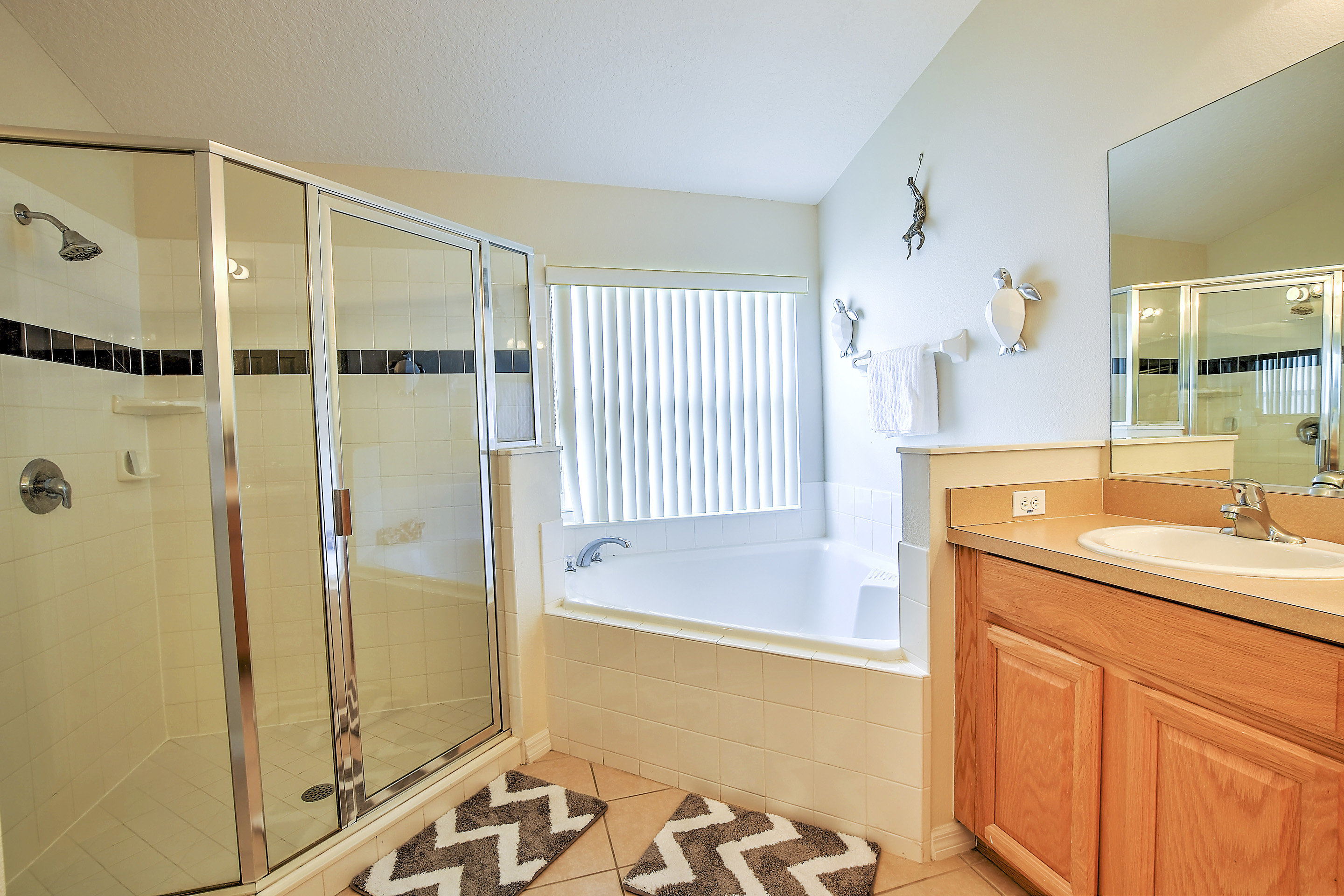 Guest Reviews. Cozy corner bath and massive walk-in shower