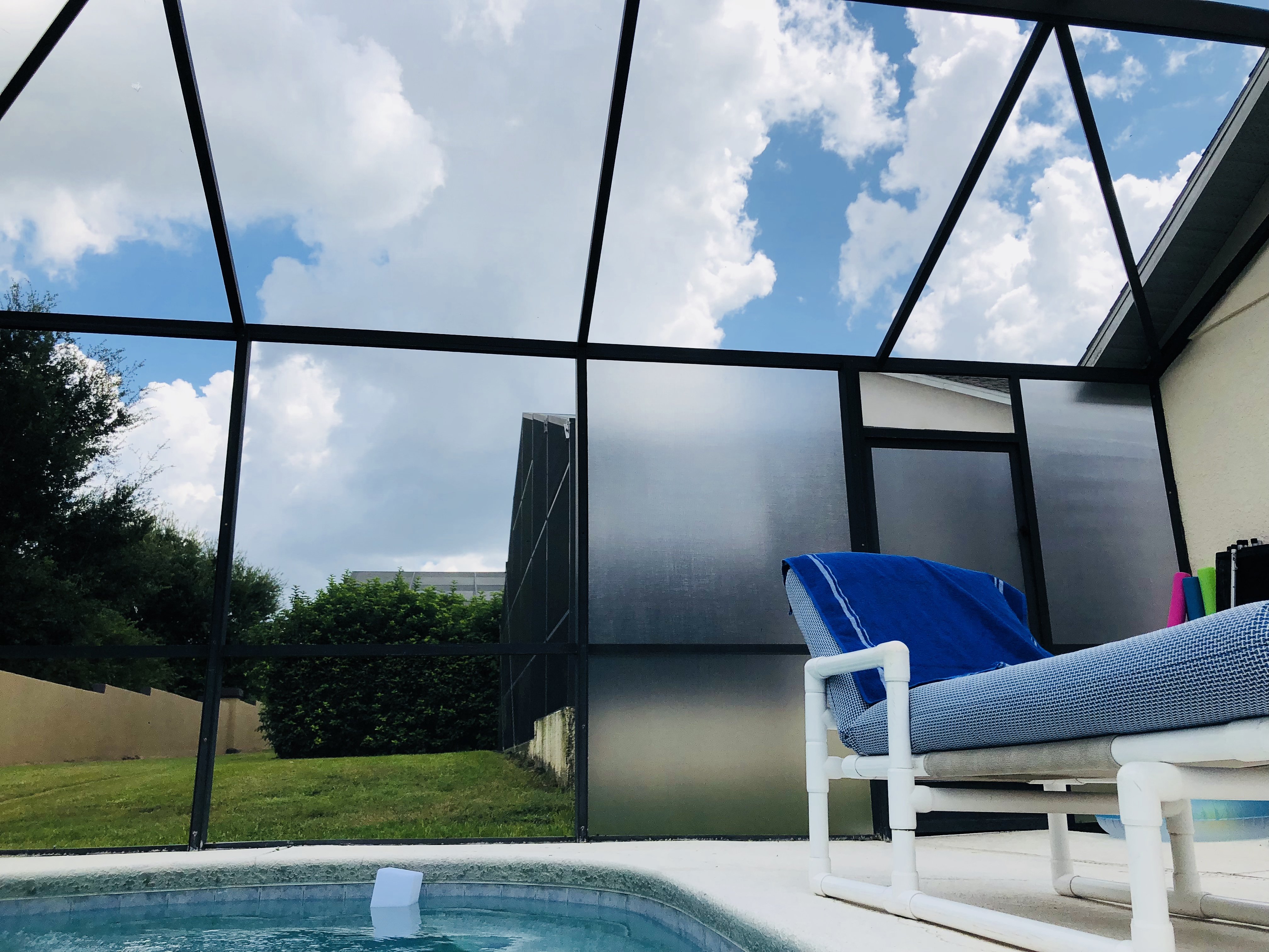 Guest Reviews. Lanai poolside privacy panels with Florida glass